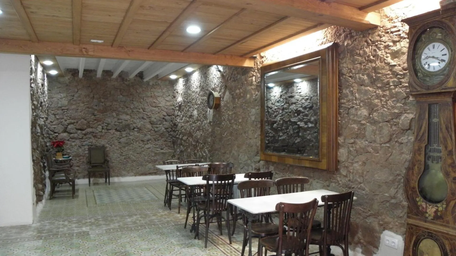 Guest house Hostal Cal Pla Sant Llorenc Savall