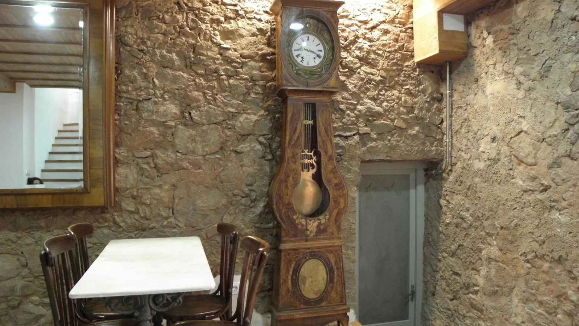 Hostal Cal Pla Sant Llorenc Savall Guest house